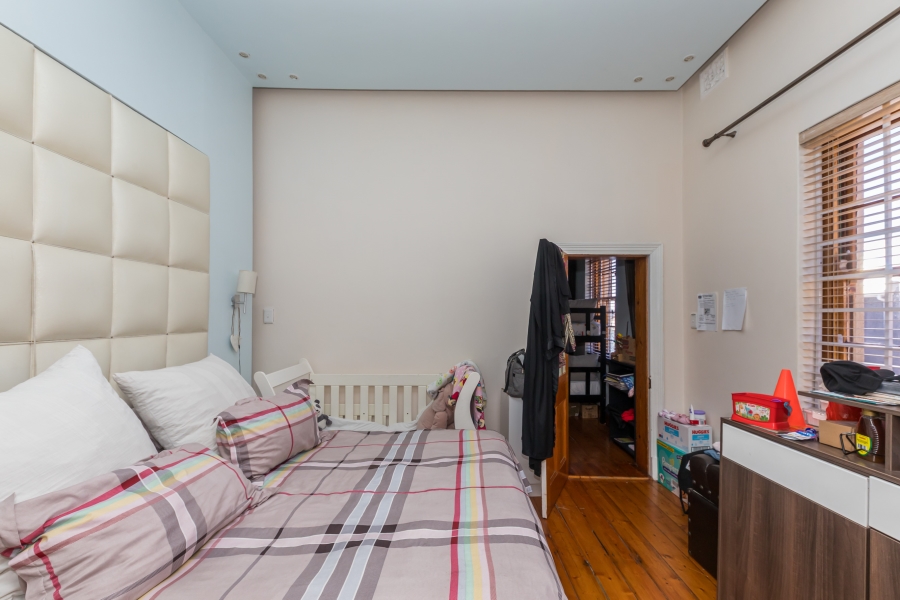 8 Bedroom Property for Sale in Walmer Estate Western Cape